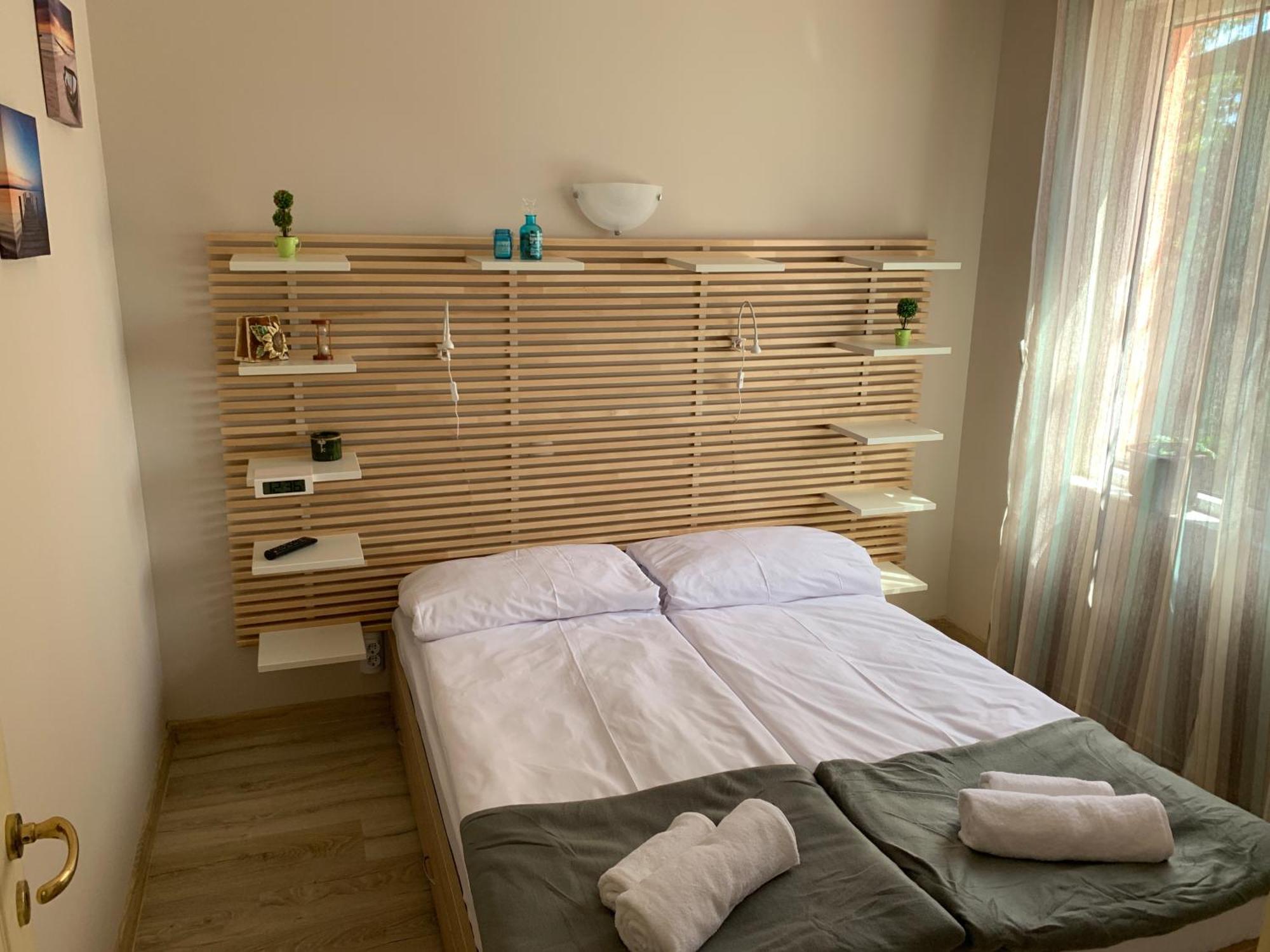 Sunray Guest House, Private Rooms & Apartment With Lovely Sea View Варна Экстерьер фото